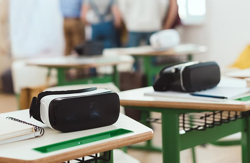 применение VR/AR технологии в образовательных учреждениях